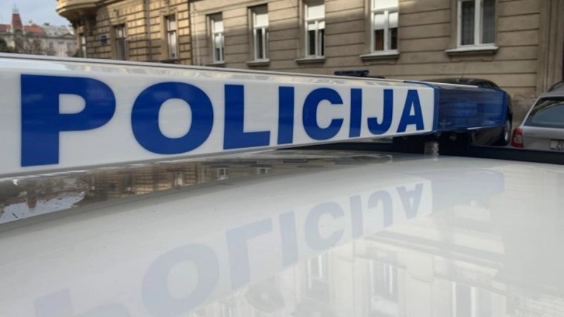 policija