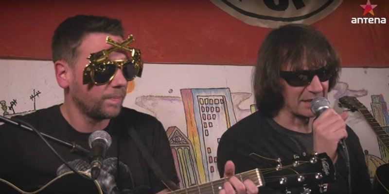 VIDEO Bulić i Gobac: 'Došla je mala Korona, svima su oči kao crkvena zvona'