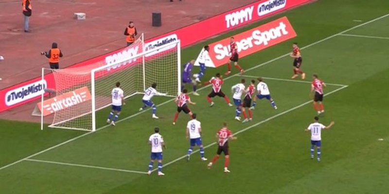 VIDEO Bivši Hajdukov stoper: Tu stoji šest-sedam naših igrača, a nitko nikoga ne čuva