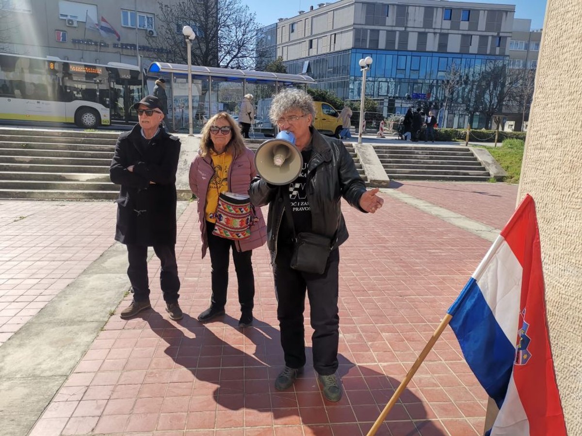 PROSVJED ISPRED SUDA 'Tražimo reformu pravosuđa, u Danskoj imaju 3 suca na 100 tisuća stanovnika, a kod nas čak 43'
