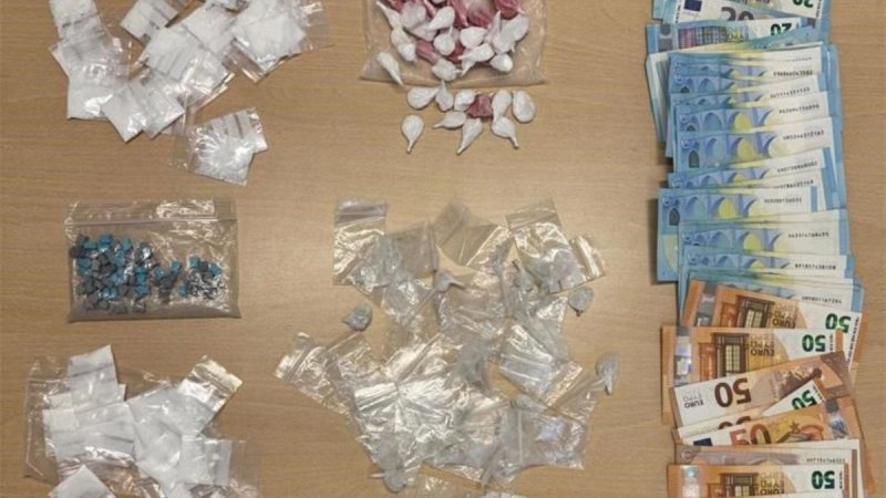 Tinejdžer u Dalmaciji 'pao' s hrpom droge, oglasila se policija