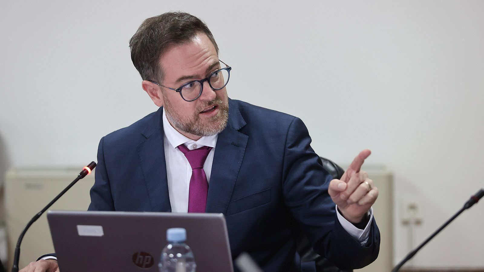 Barbir Plenkoviću: Za investiciju od 920 milijuna eura vrijede stečena prava, a za 110.000 hrvatskih obitelji ne?