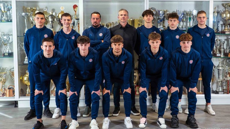 Desetorica Hajdukovih kadeta potpisali ugovore do 2028. godine!