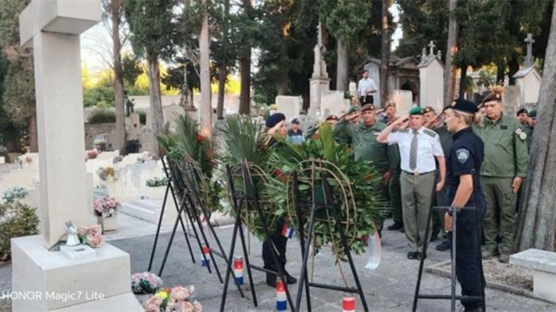 Natjecatelji 'Štita Domovine Dubrovnik 2026.' položili vijence na Boninovu