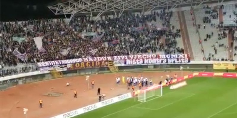 VIDEO Torcida ispratila igrače skandiranjem: 'Hoćemo pobjedu!'