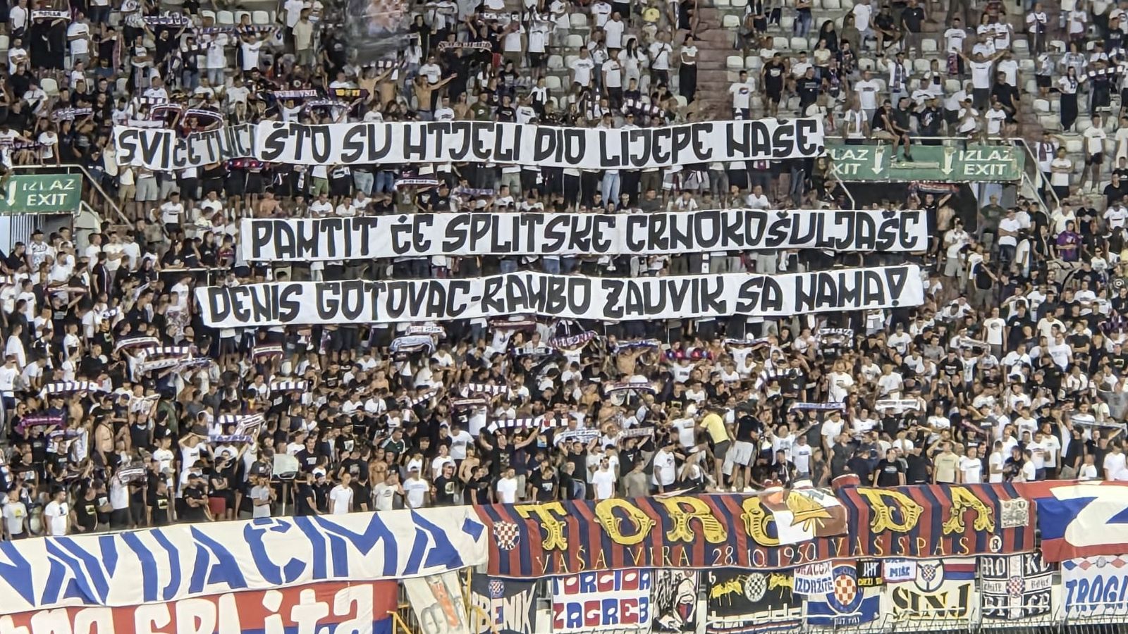 Torcida odala počast Rambu