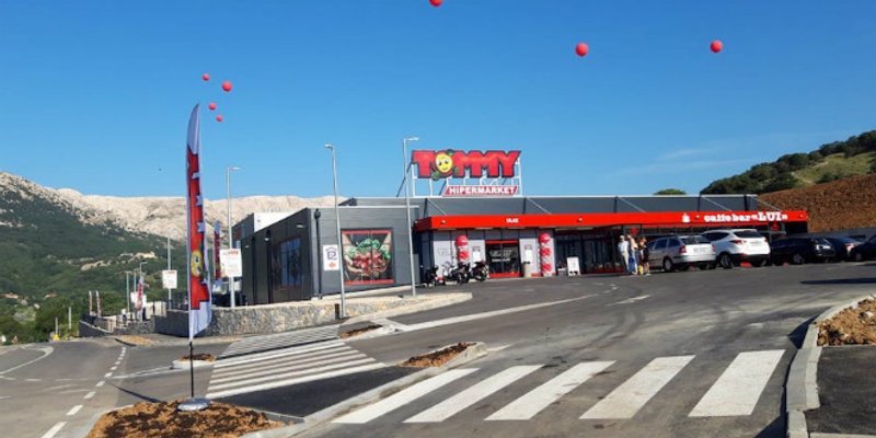 Tommy otvorio hipermarket na otoku Krku