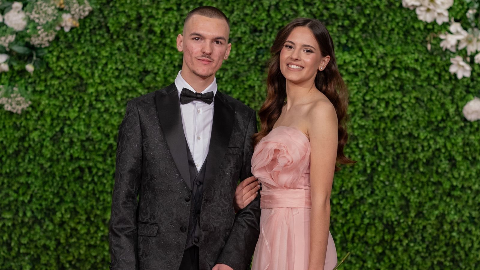 FOTOGALERIJA Maturalna zabava Srednje škole Braća Radić