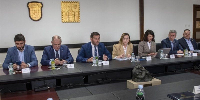 RADNI SASTANAK U BANOVINI Gradonačelnik Šuta i ministar Butković raspravljali o ključnim prometnim i infrastrukturnim projektima