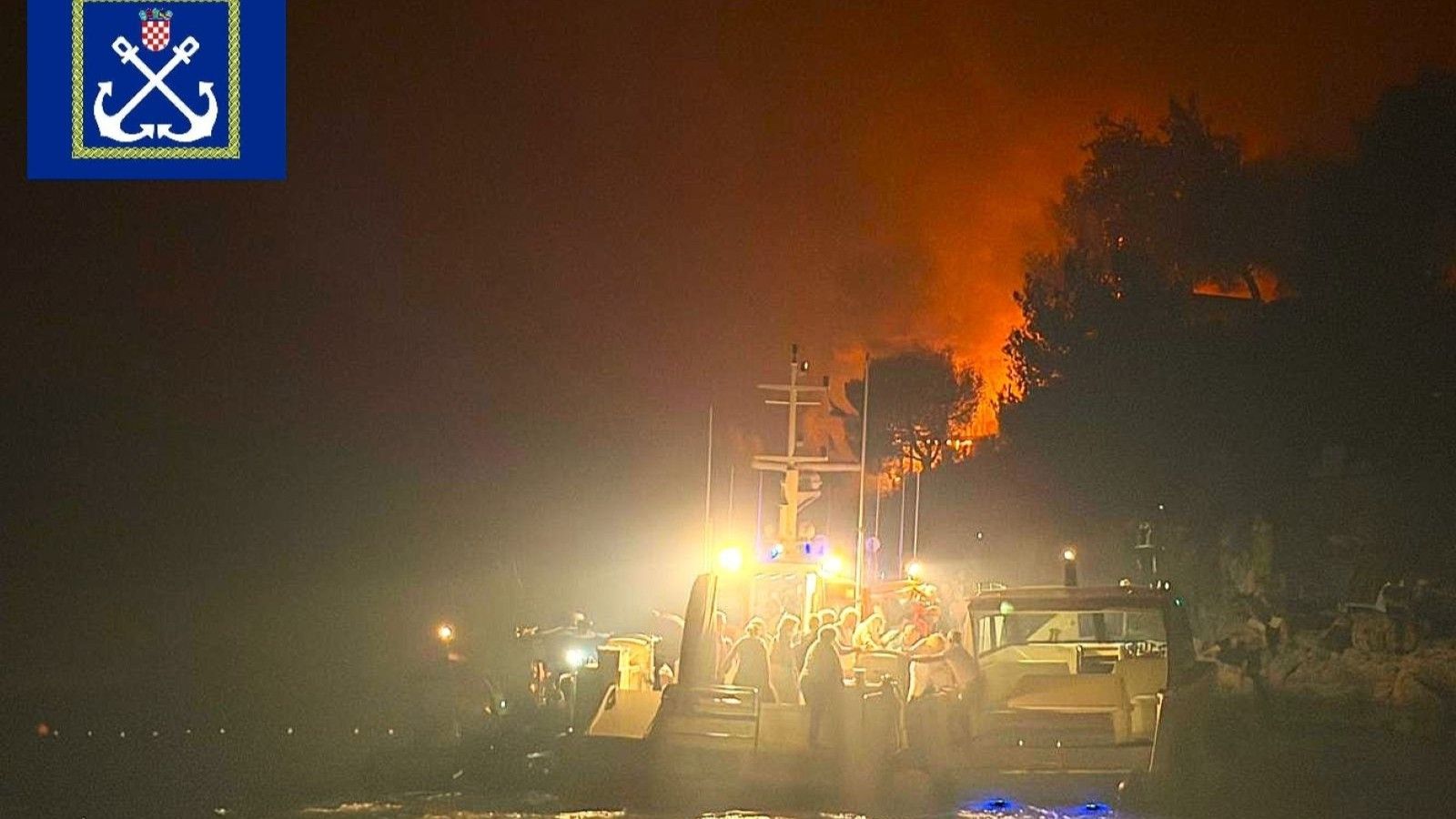 BIJEG OD VATRENE STIHIJE 'U pogibeljnim situacijama nalazilo se oko 200 osoba, uključujući djecu, starije i nemoćne'
