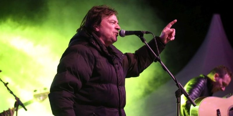 FOTO/VIDEO Alen Islamović zagrijavao splitsku publiku u sklopu Adventa na Zvončacu