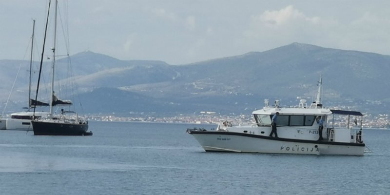 JAKO OSIGURANJE Na opasnosti koje vrebaju s mora pazi policijski brod