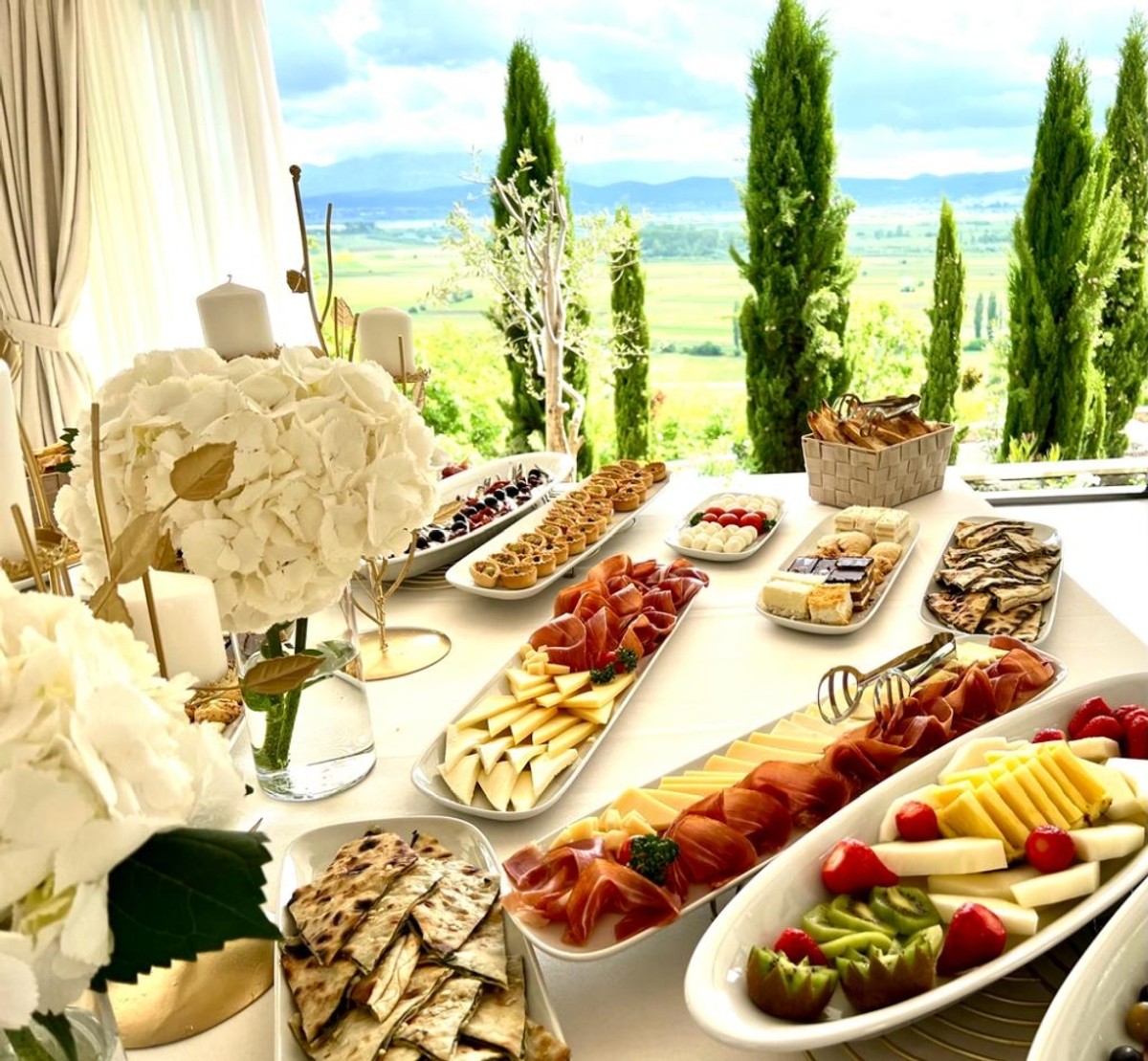 DOBITNA KOMBINACIJA Uspješna suradnja Wedding Resorta Villa Gala i Cateringa Dalmacija!