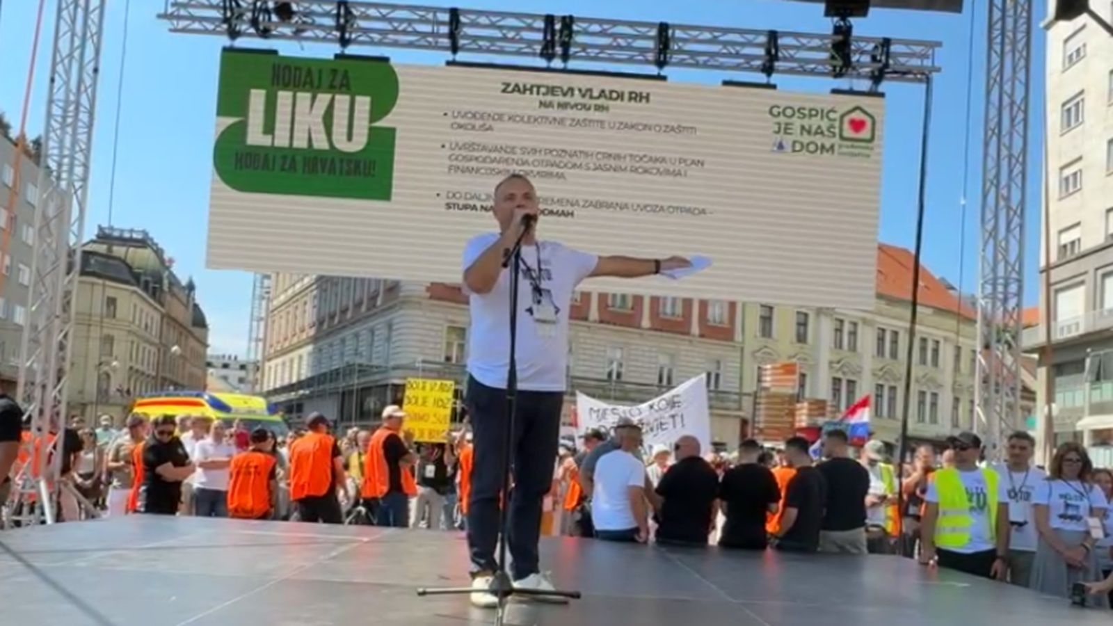 Sa zagrebačkog prosvjeda upućeni zahtjevi Vladi