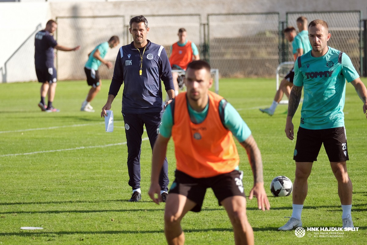 Nogometaši Hajduka u Mravincima počeli pripreme za nastavak prvenstva
