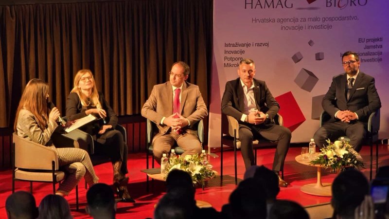 Robot Rino vodio poduzetničku konferenciju, isplivali zanimljivi podaci: 'Novih 100 obrta u Imotskom'