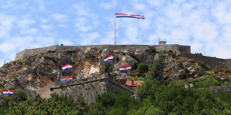 Proslava godišnjice formiranja Knindži na Kninskoj tvrđavi?! 'Ovo prelazi granicu zdravog razuma'