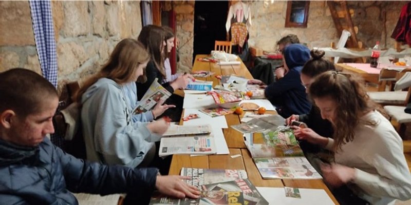 Projekt eMUlzija: Mladi iz Murtera i Promine učili kako osmisliti i provesti projekt, uskoro novi vikend seminar