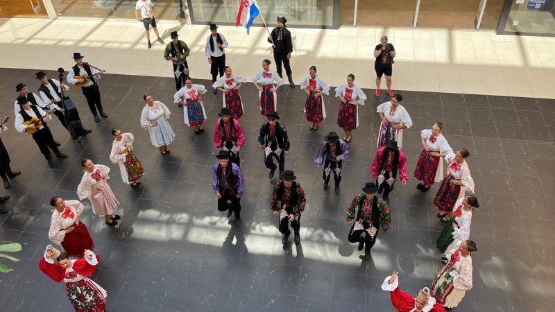 FOTO/VIDEO Posljednji dan Međunarodnog festivala folklora