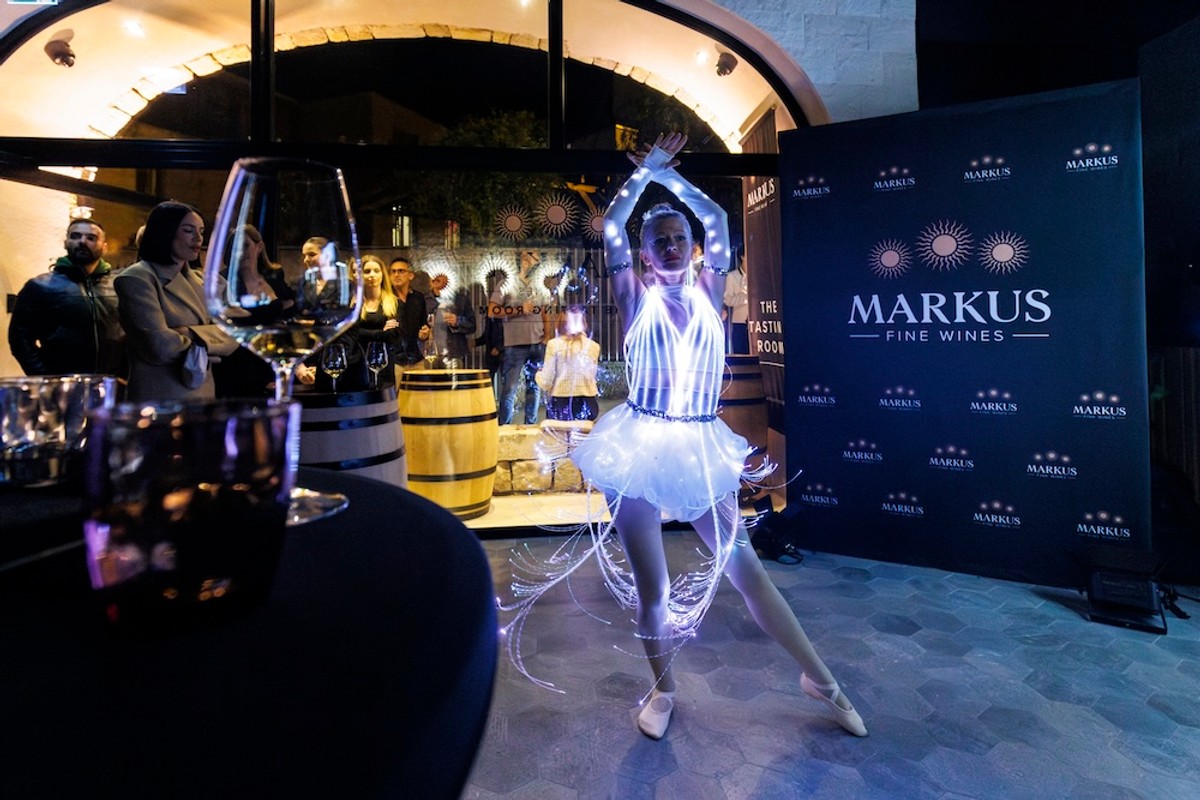 FOTO Vinarija Markus odradila je prvu berbu na Šolti: Kadrovi su impresivni