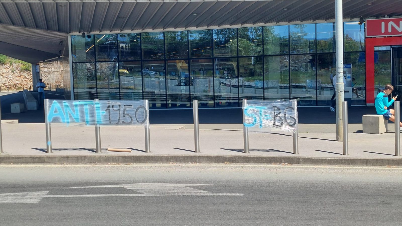 Poruke Riječana i oko Rujevice