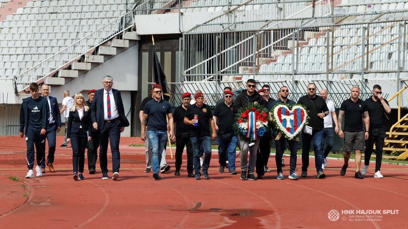 Položeni vijenci za poginule pripadnike Torcide: 'U Domovinskom ratu istaknuli su se hrabrošću'