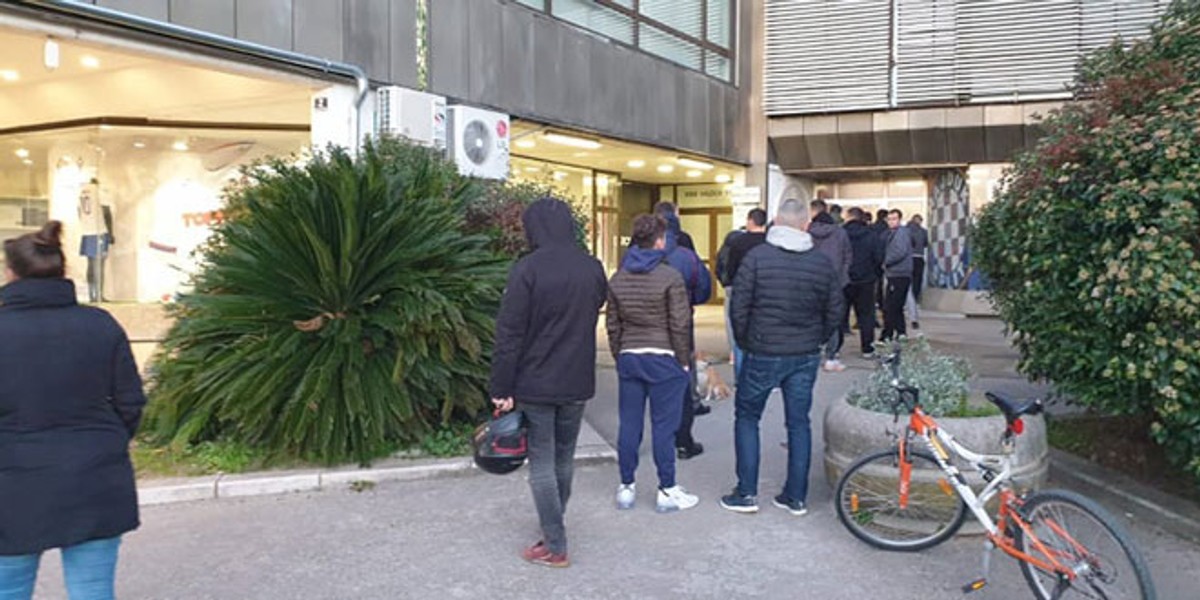 ČEKA SE I PO MRAKU: Velik interes za utakmicu juniora