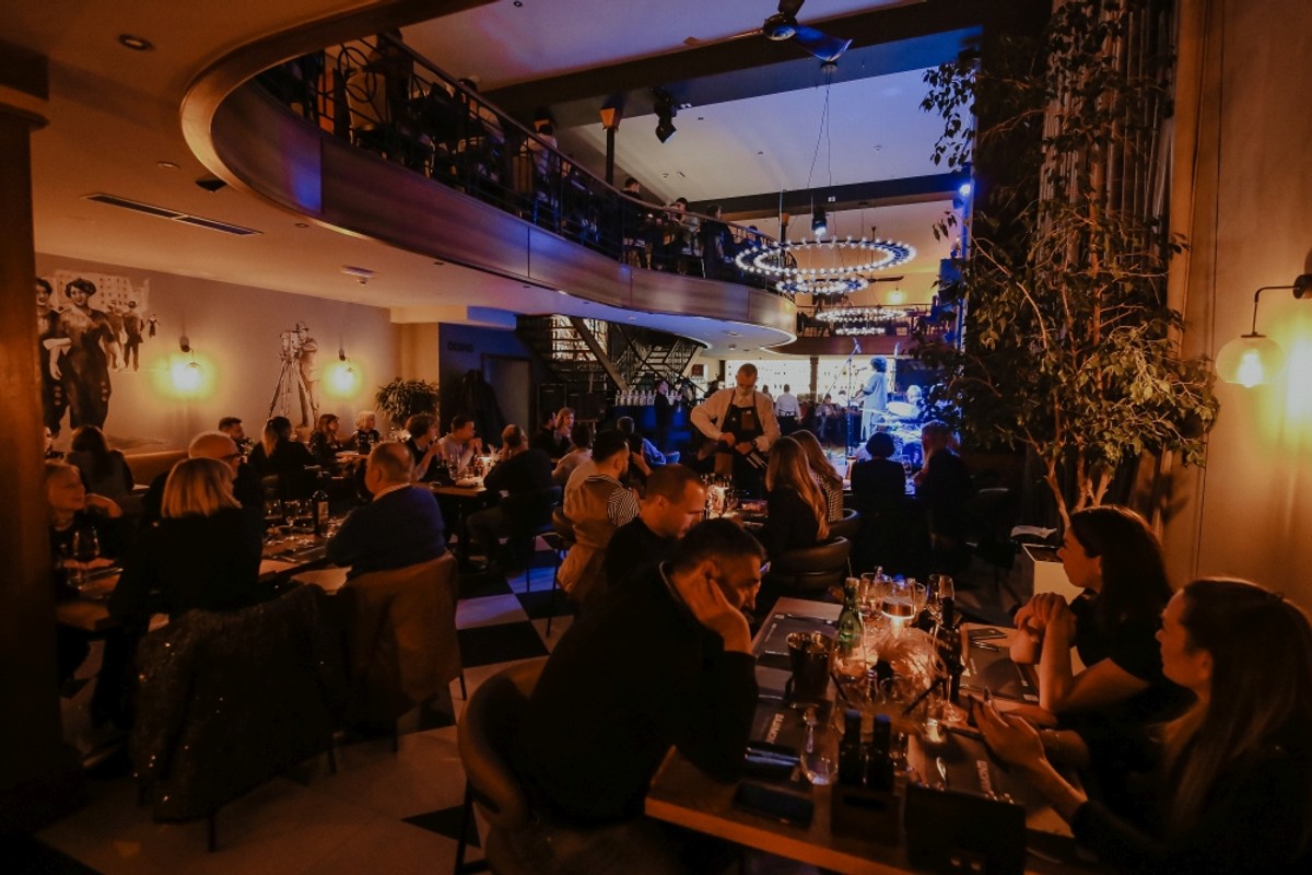 Subota znači show! Pjevačko-plesni hit show Cabaret à la carte vraća se u Bajamonti