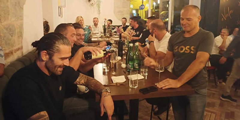 DONATORSKA VEČERA: Dres Marka Livaje postigao najveću cijenu, Iris kupila onaj Marija Vuškovića