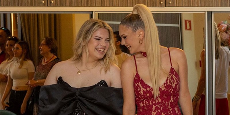 FOTOGALERIJA: Maturalna večer Škole likovnih umjetnosti