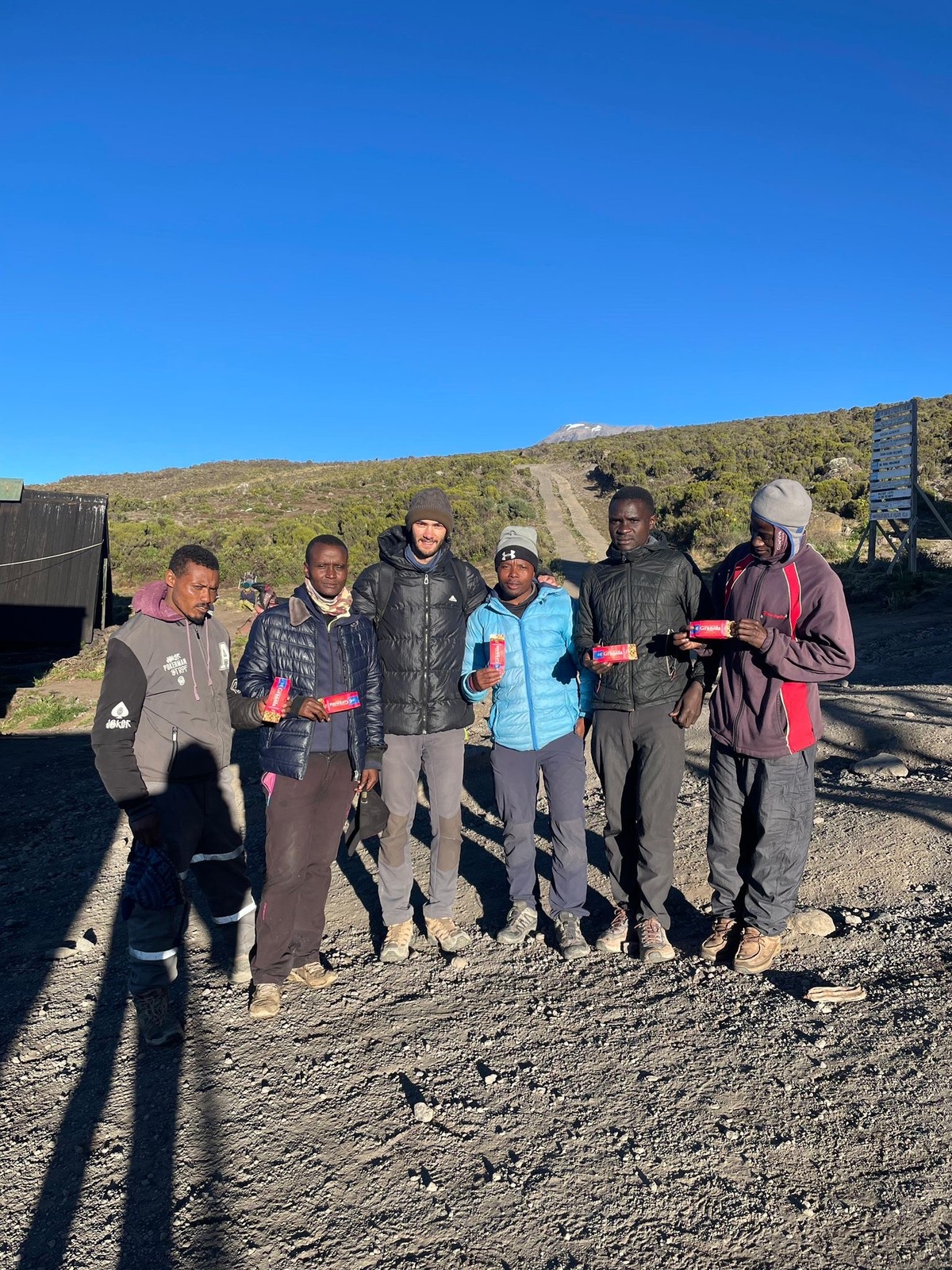 FOTO Mladi planinar iz Trilja osvojio Kilimanjaro