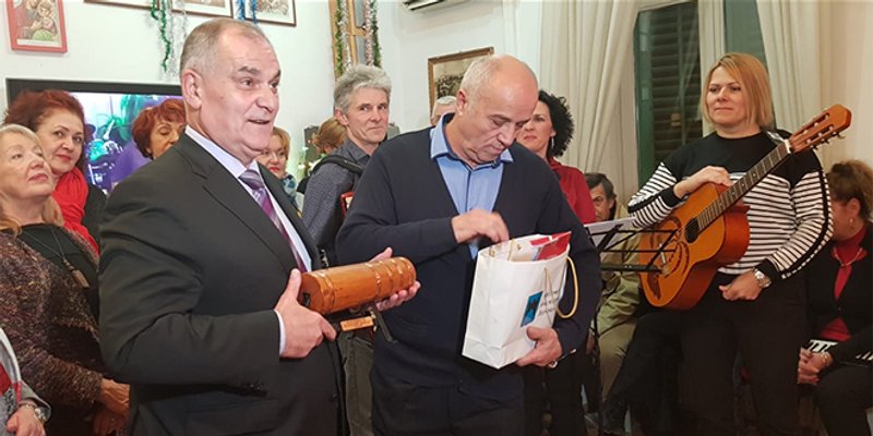 Župan proslavio Božić s Makedoncima: I Blaženko Boban je zaplesao kolo!