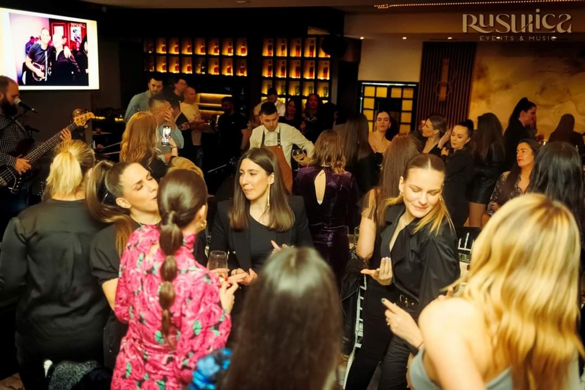 VIKEND U RUSULICI: Petak i Bomba bend, subota i Indigo grupa, a 'stolica' samo 47 eura