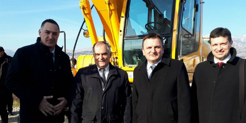 Cesta Strožanac - Žrnovnica dočekala početak rekonstrukcije