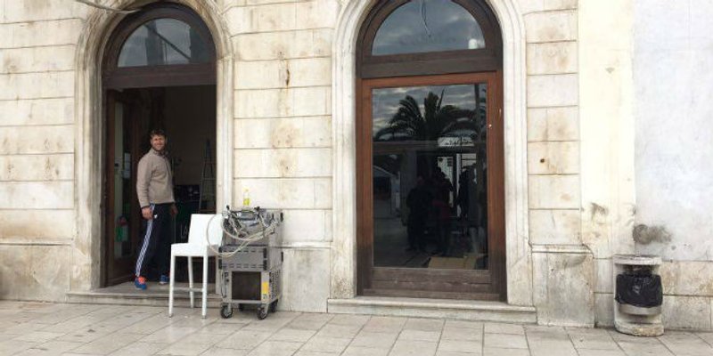 Zatvara se kafić 'Ćakula' na Rivi