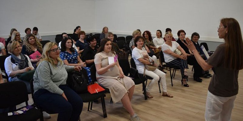 PROJEKT DORA Četrnaest žena godinu dana pomagalo je u kućama starijim i nemoćnim osobama na imotskom području