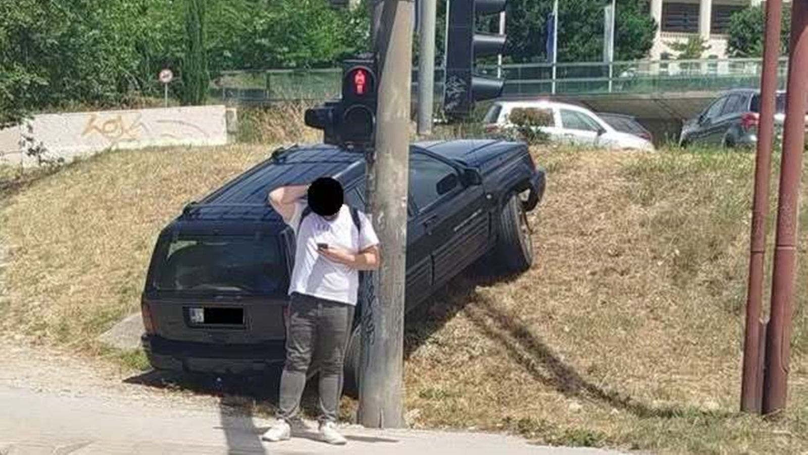 FOTO Pogledajte kako je parkiran automobil kod Kampusa