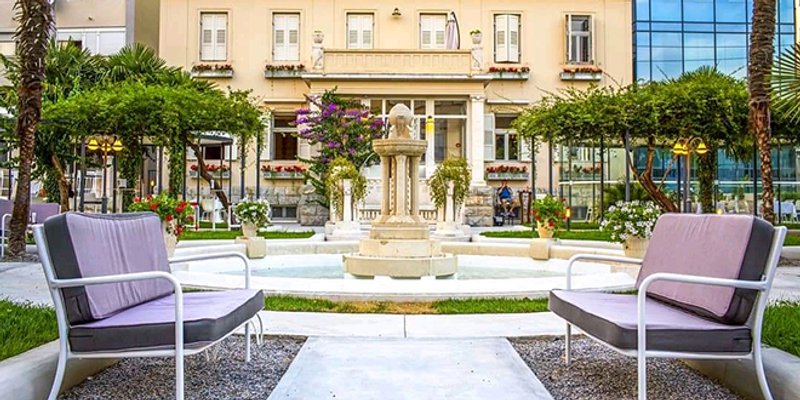 VALENTINOVO U PERIVOJU Romantičan ugođaj, birane namirnice i vina!