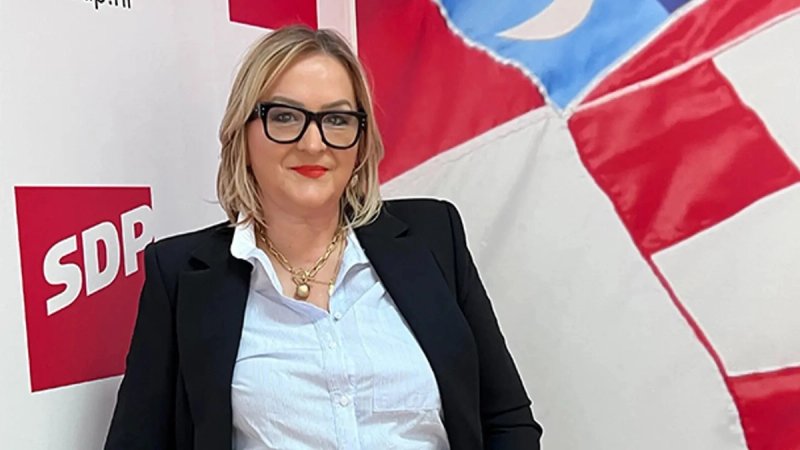 SINJSKI SDP: Kad se fotelje zatresu, priznanja nestanu