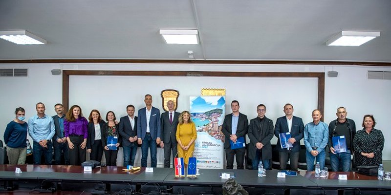 Gradonačelnici i načelnici 13 gradova i općina potpisali sporazum o izradi nove Strategije razvoja Urbane aglomeracije Split