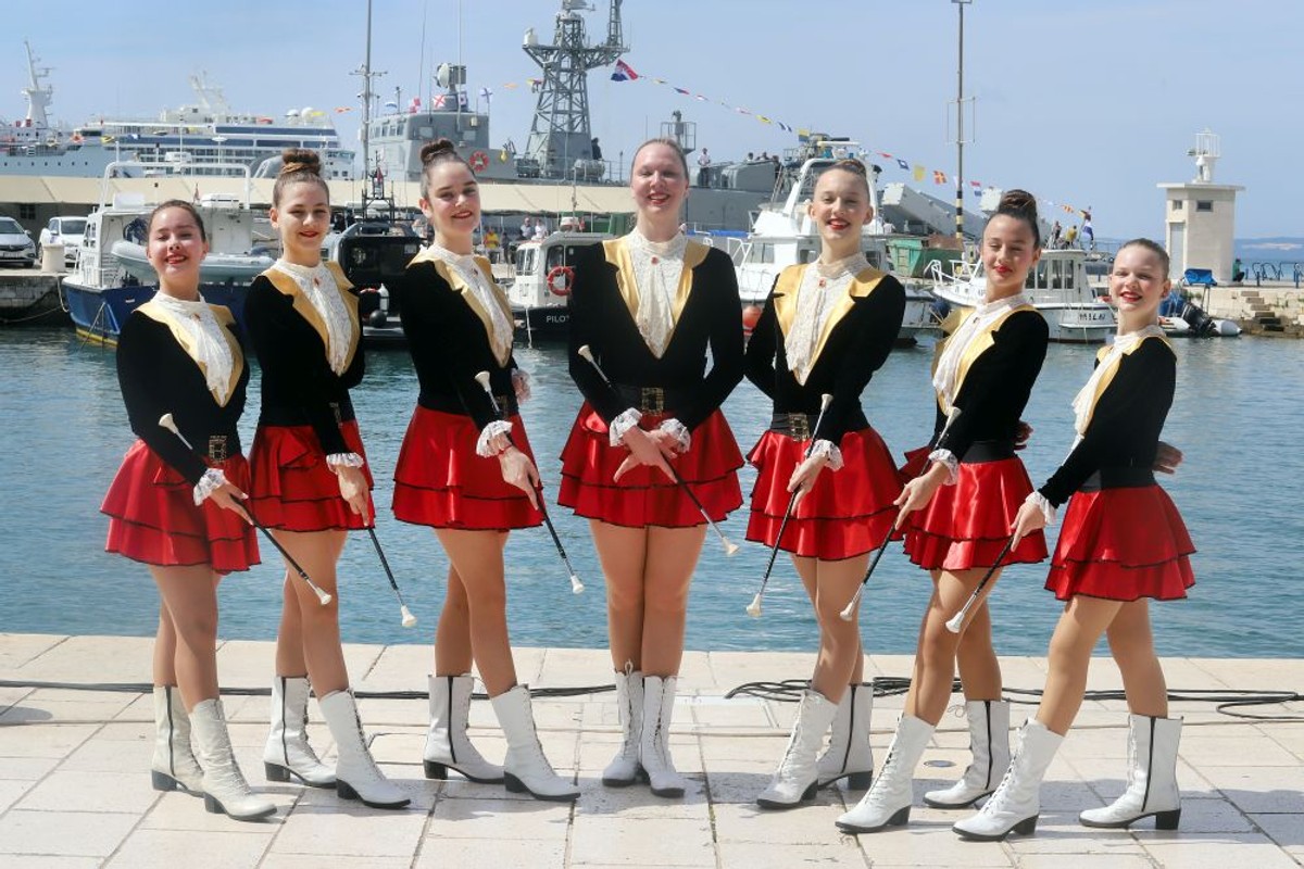 Promenadni koncert i mažoretkinje | foto: Veljko Martinović