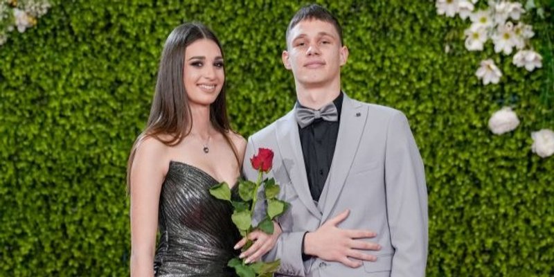 FOTO/VIDEO Maturalna večer Prometne škole Split