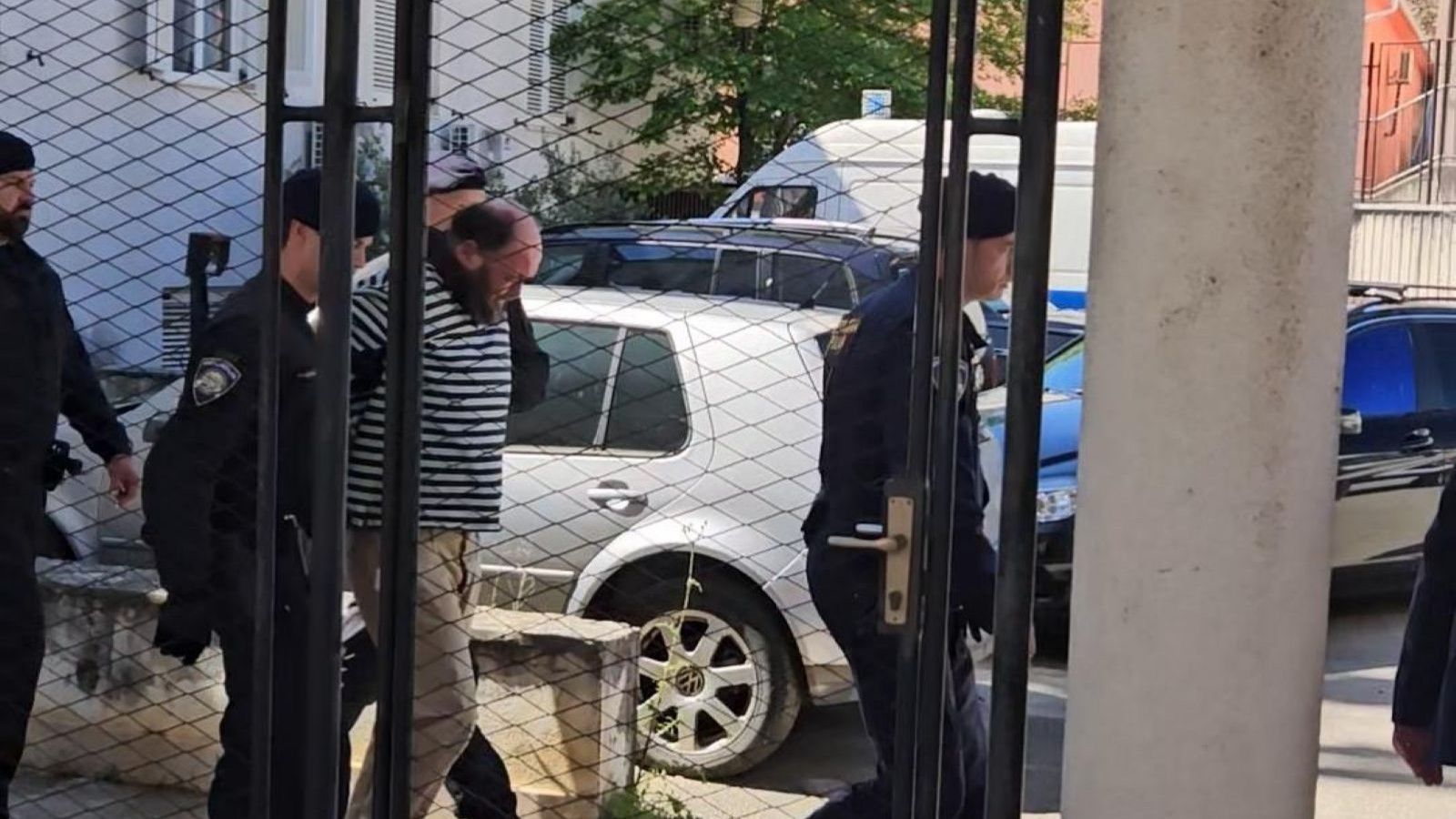 Ubojica prevezen u šibensku policiju