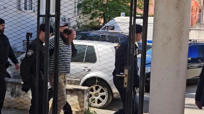 Ubojica prevezen u šibensku policiju