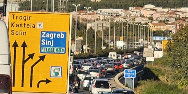 TEŠKI KAOS Autobusu trebalo više od sat i pol vremena kroz Dujmovaču