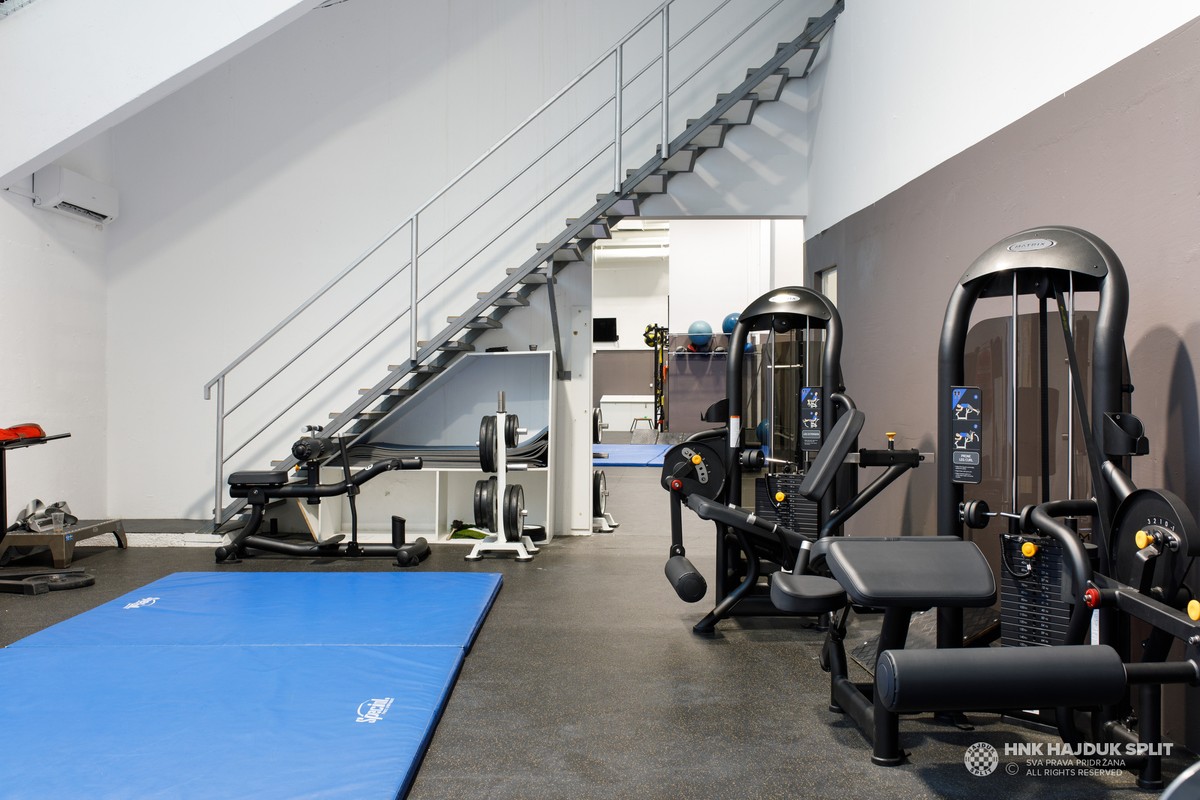 Pripreme za Istru: 'Bijeli' uvodni dio treninga odradili u novouređenoj teretani