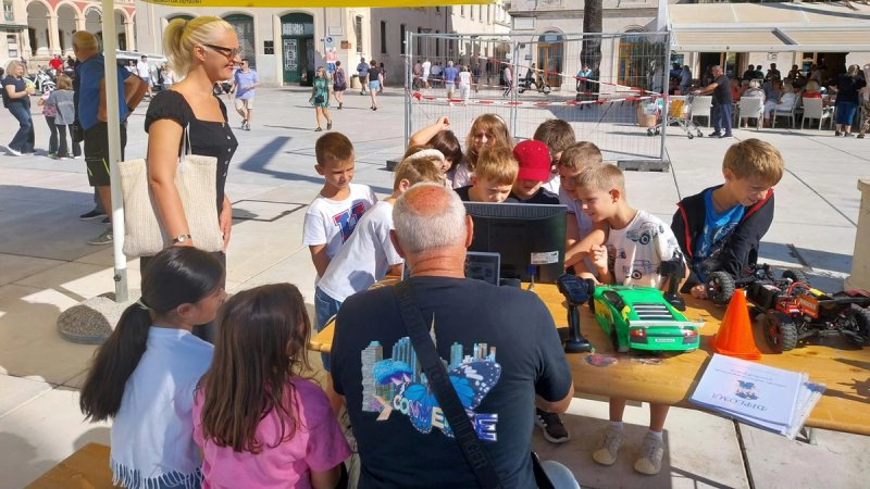Zajednica tehničke kulture grada Splita na manifestaciji 'Sigurno u školu s HAK-om 2026.'
