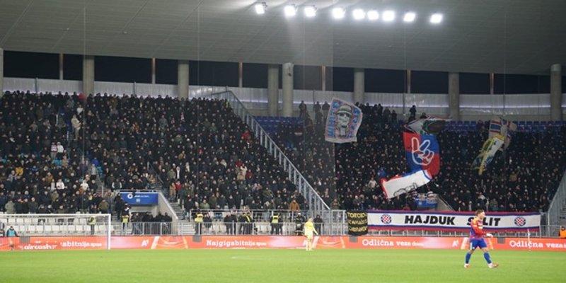 OSIJEK - HAJDUK Privedene dvije osobe