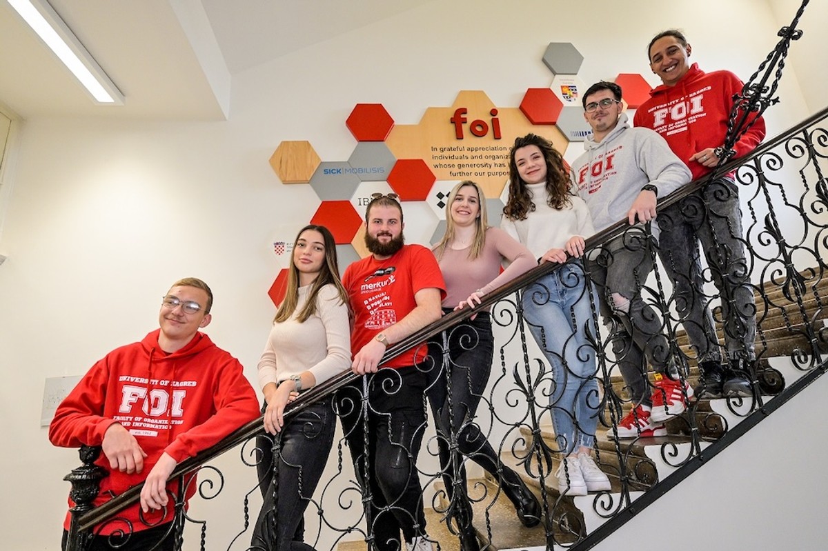 Jedinstveni studij FOI-ja spaja AI tehnologije i poslovne vještine za budućnost