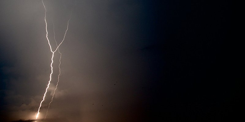 NARANČASTO UPOZORENJE Očekuje se jače grmljavinsko nevrijeme na splitskom području